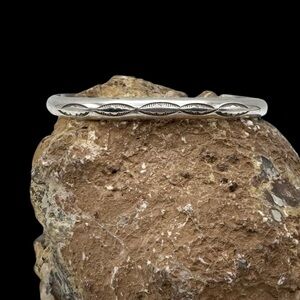 Vintage Navajo Native American Sterling Silver Tooled Cuff Bracelet 6.25"